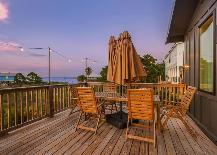 Peaceful 4br*private Pool*3-5 Min Walk To Beach! Holiday home Gulf Shores